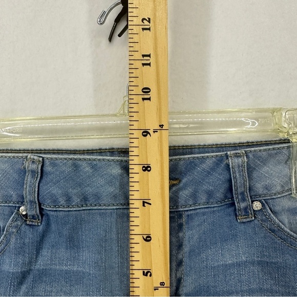 Wax Jean Side Tie Jean Medium Wash. Shorts Medium - Picture 6 of 12